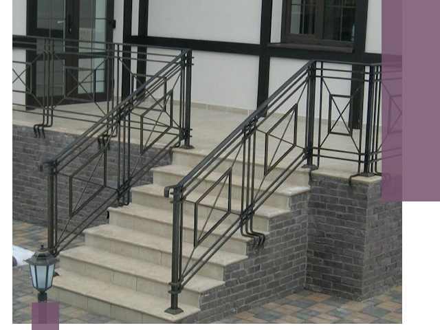 Перила для крыльца в Пыти-Яхах — монтаж, изготовление и установка