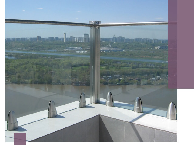 Стеклянные парапеты премиум класса в Пыти-Яхах для домов и бизнесов